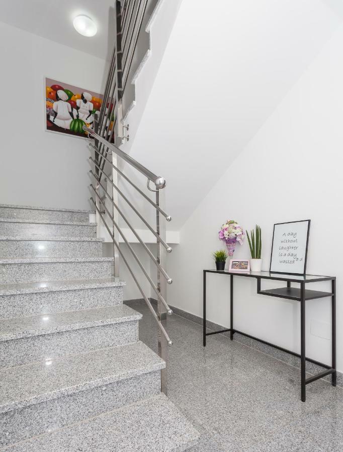 Apartmani Pocco Locco Biograd Na Moru Dış mekan fotoğraf