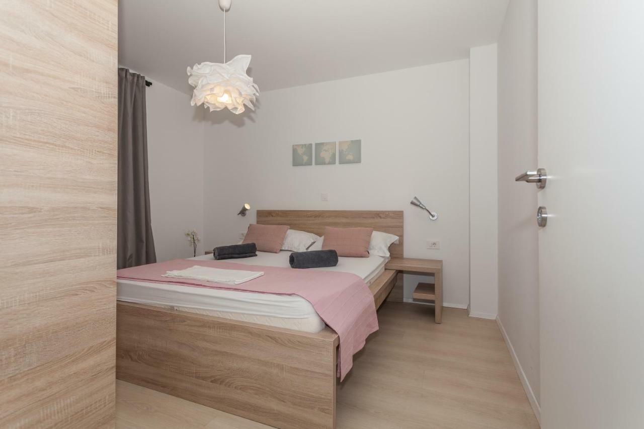 Apartmani Pocco Locco Biograd Na Moru Dış mekan fotoğraf