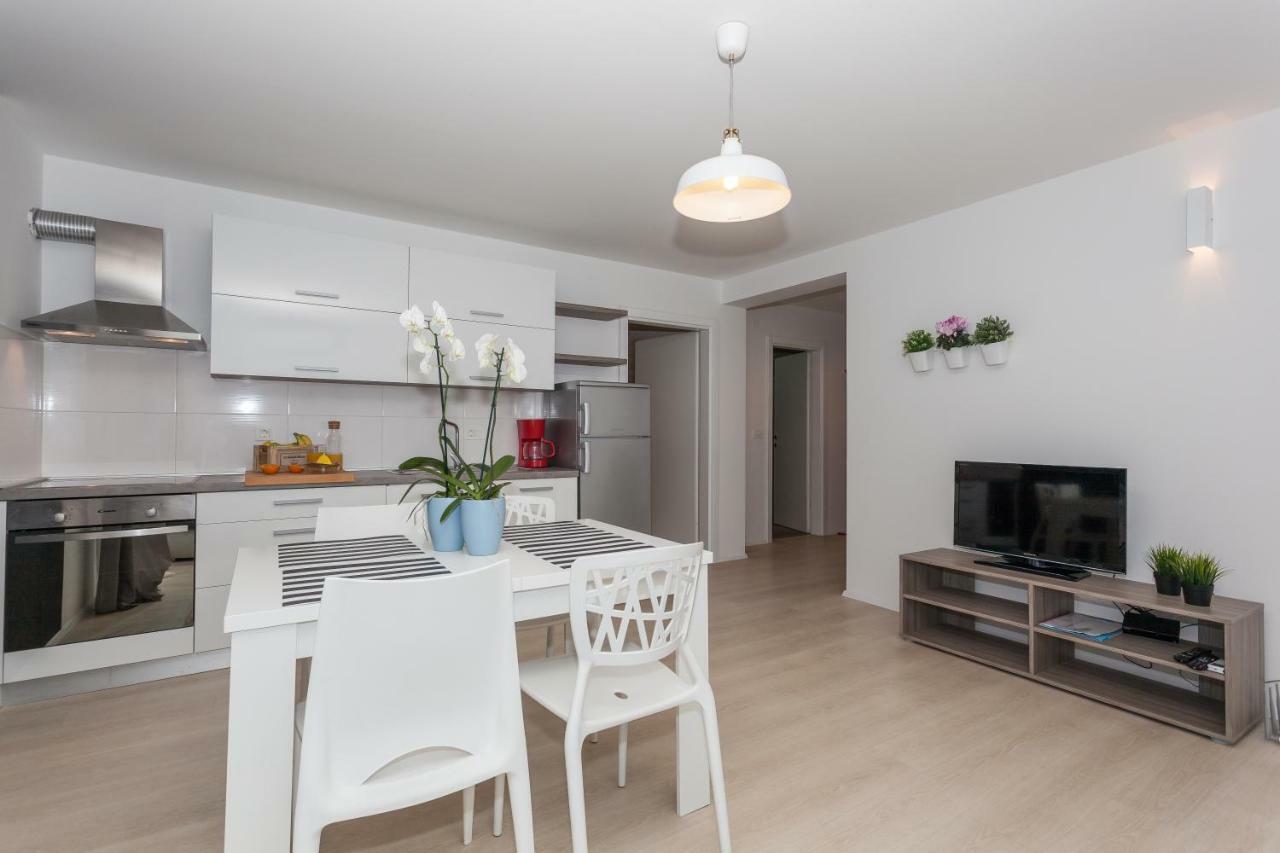Apartmani Pocco Locco Biograd Na Moru Dış mekan fotoğraf